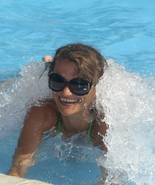 Лена Максимова