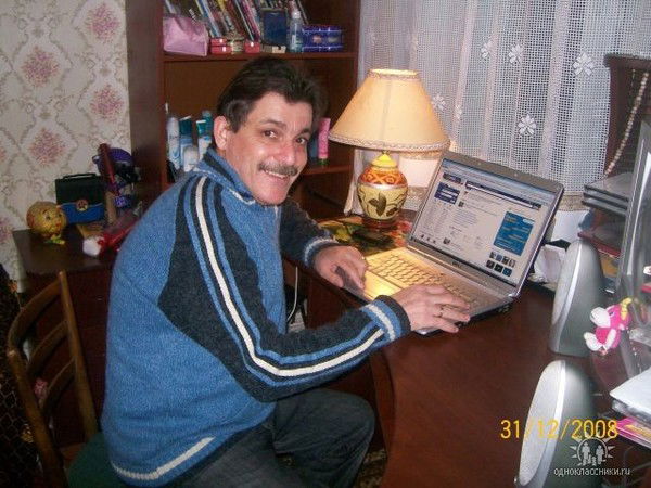 Али Сайлиханов