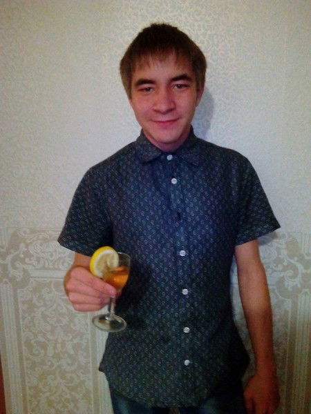 Денис Антонов