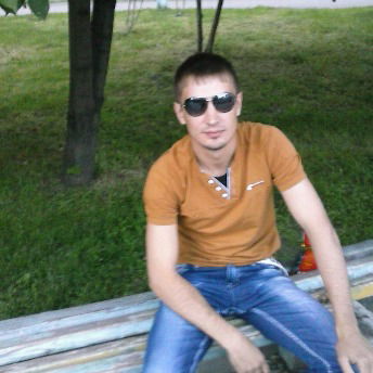 Максим Кныш