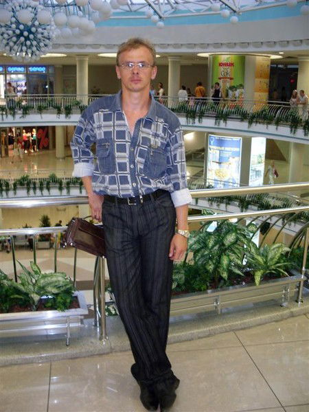 Неизвестно Неизвестно