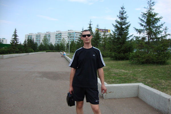 Андрей Вежнин