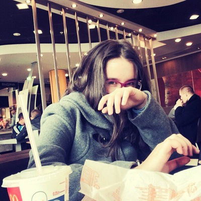 Оля Мякинина