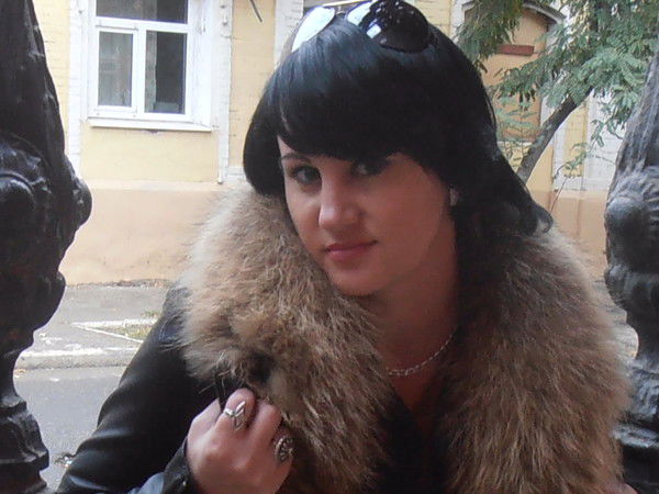 Елена Сурикова