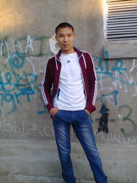 Данияр Акзамиденов