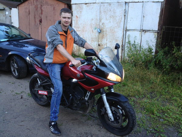 Дима Желтов