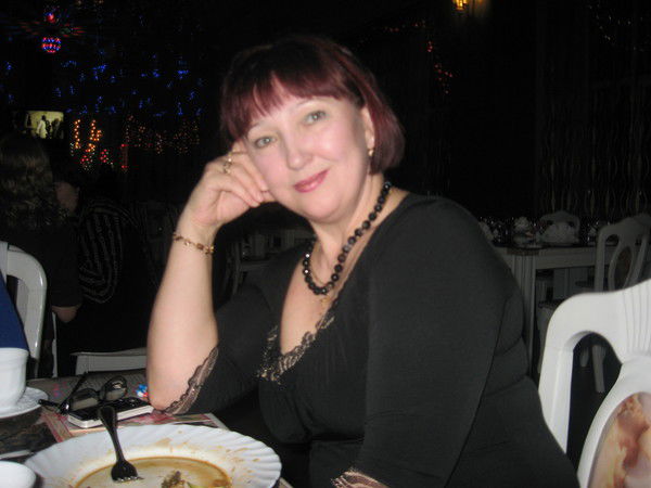 Людмила Середнякова