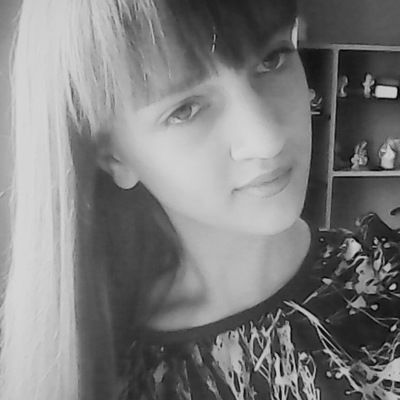 Вика Никонова