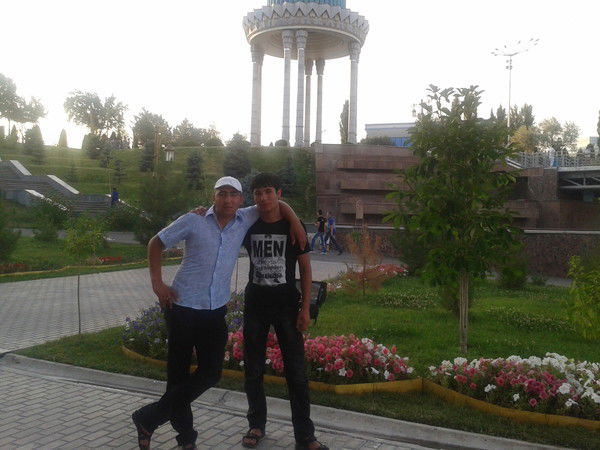 Жамшид Сайрамов