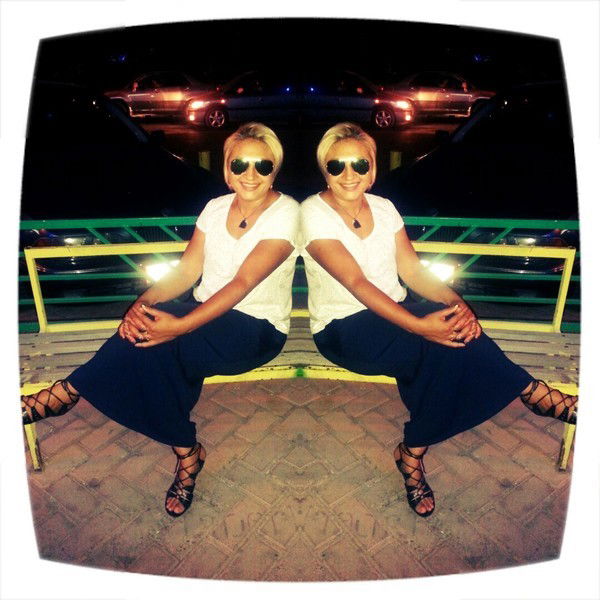 Сузана Просто