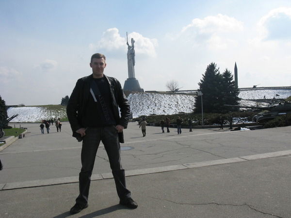 Эдуард Овчаренко