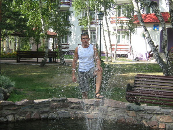 Андрей Назаров