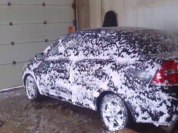 Денис Мангутов