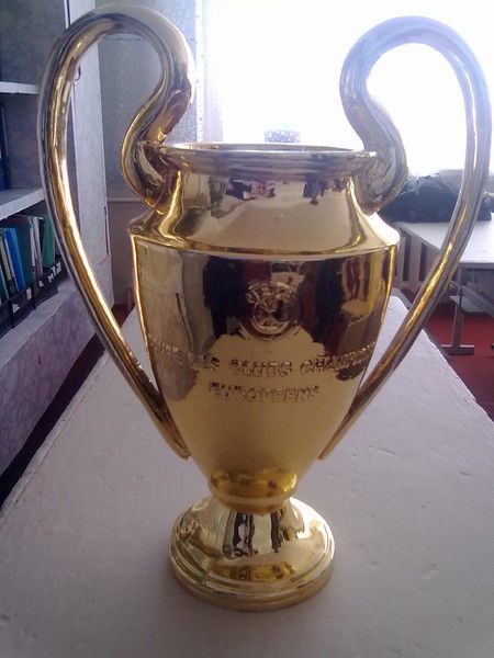 Ләззат Төлешова