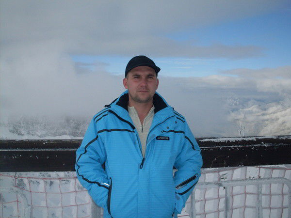 Олег Котельников