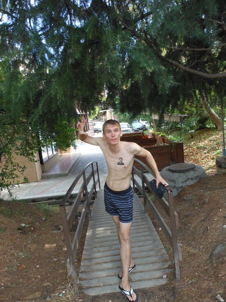 Максим Шаман