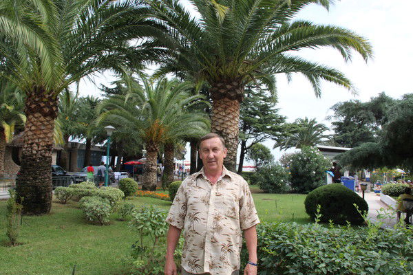 Виктор Жданов