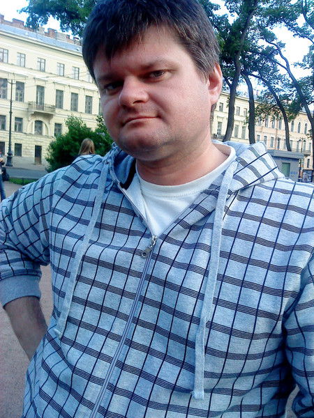 Константин Лавров