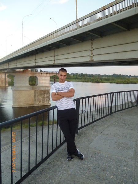 Евгений Романов