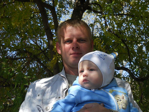 Роман Квартник