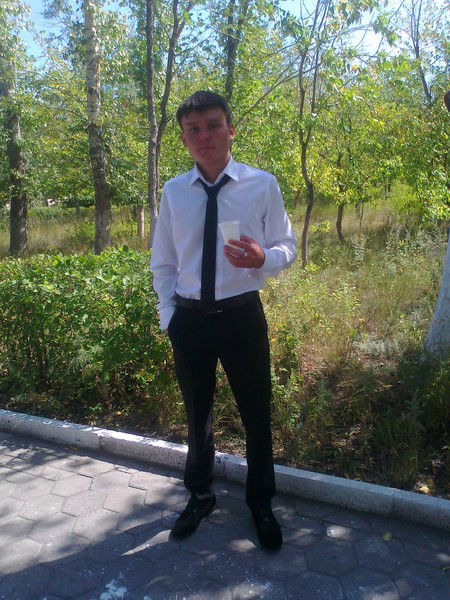 Ельдос Федеников