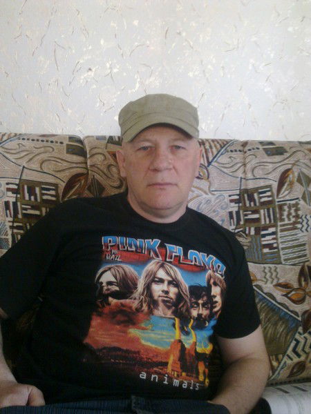 Олег Черников