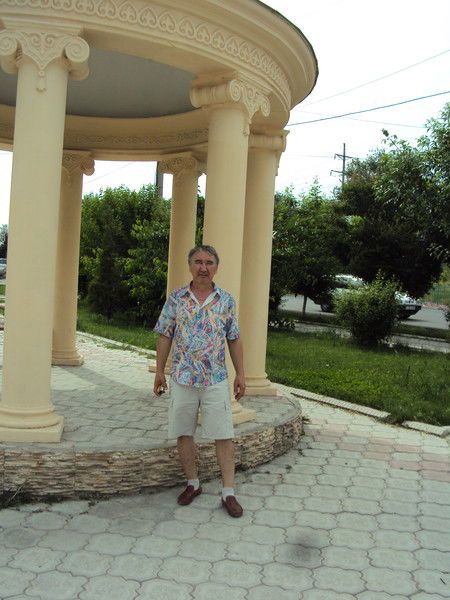 Мухтар Тубашев