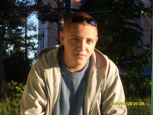 Андрей Апарин