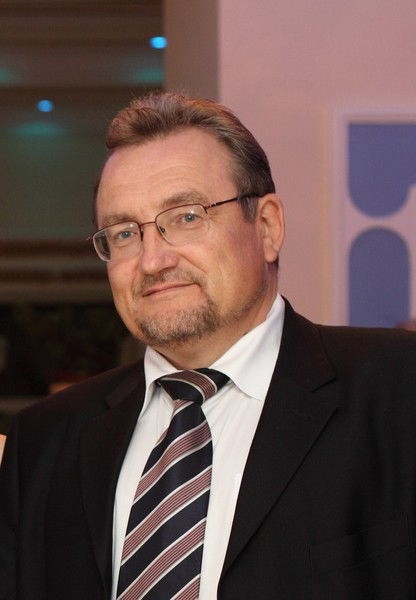 Александр Шувалов