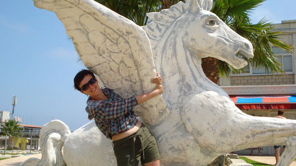 Анна Жоголь