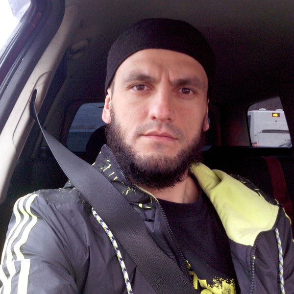 Шахоб Мирзo