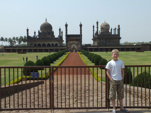 Константин Еськов