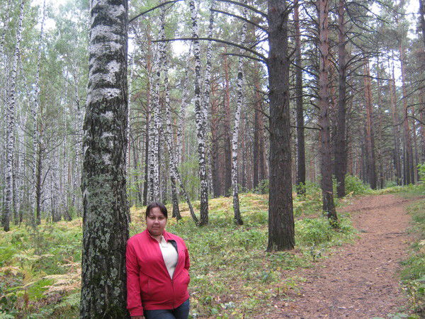 Лена Иванова