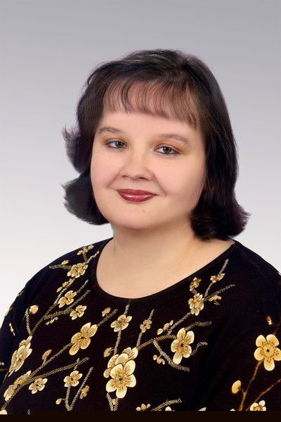 Елена Новохацкая