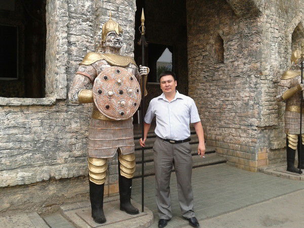 Аскар Абдыхалыков