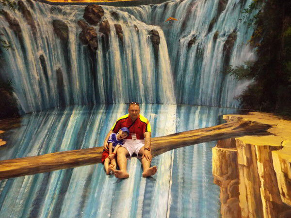 Юрий Наумов