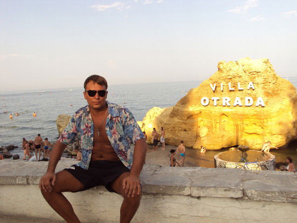 Александр Тишуров