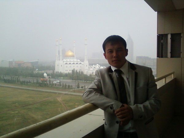 Арман Кобжасаров