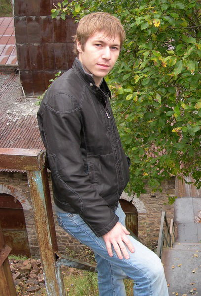 Дмитрий Попов