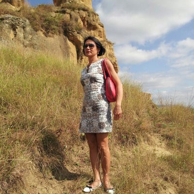 Елена Романова