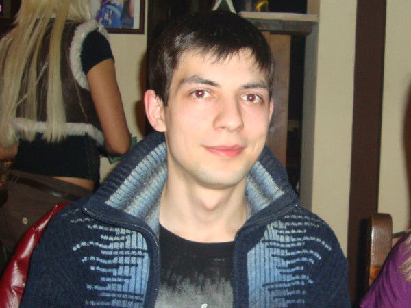 Денис Непомнящий