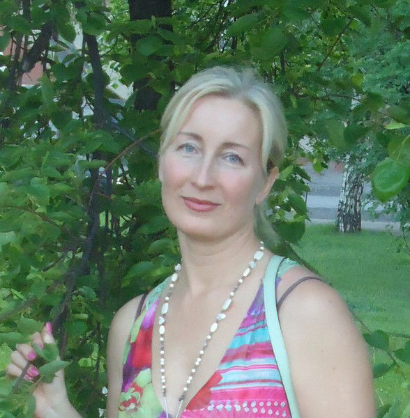 Елена Манакова