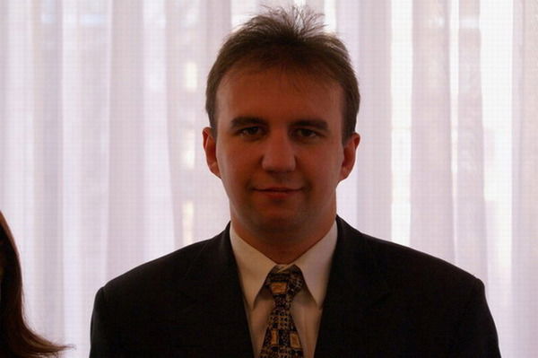 Денис Семенов