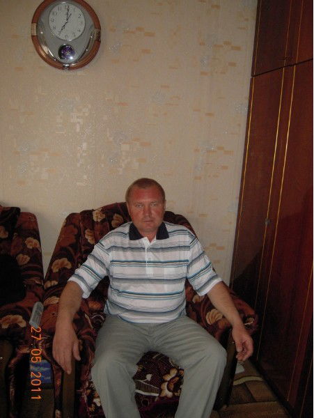 Юрий Емельянов