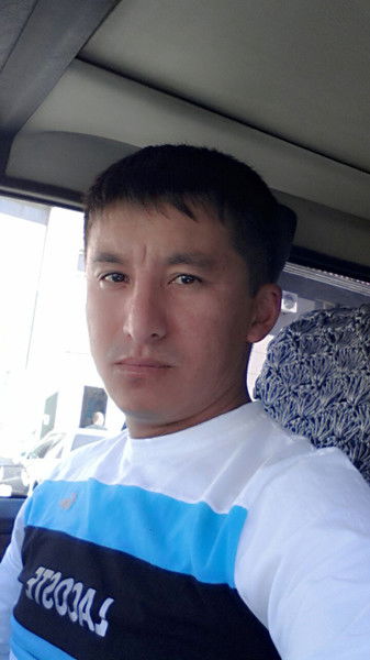 Жомарт Абуов