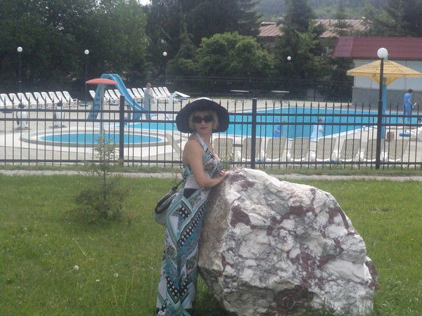 Лена Тарасова