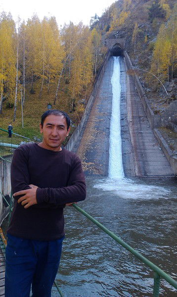 Елдос Сарсеков