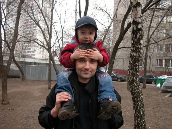 Юрий Ларионов