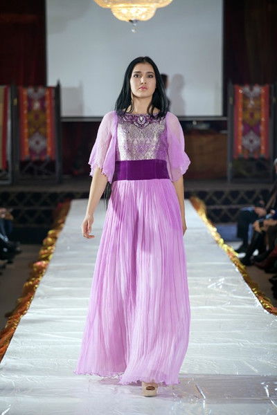 Акбермет Досова