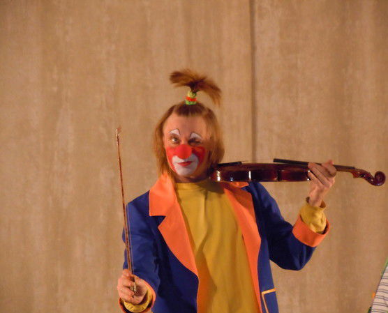 Валик Иванов